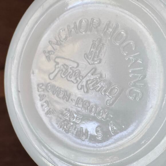 Fire King Milk Glass Bird Coffee Cup Cardinal Oriole Mug Anchor Hocking USA - Picture 6 of 9